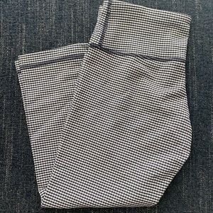 Lululemon Wunder Under Navy Checkered Crop
